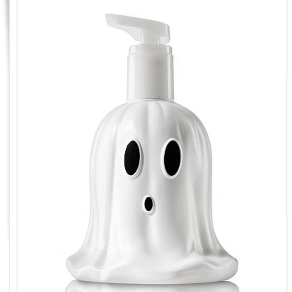 Ghost Shaped 👻 Warm Vanilla Sugar Deep Cleansing Hand Soap - Picture 1 of 8